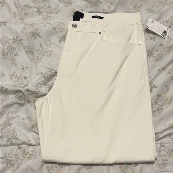 Cream colored Jeans - Picture 2 of 5